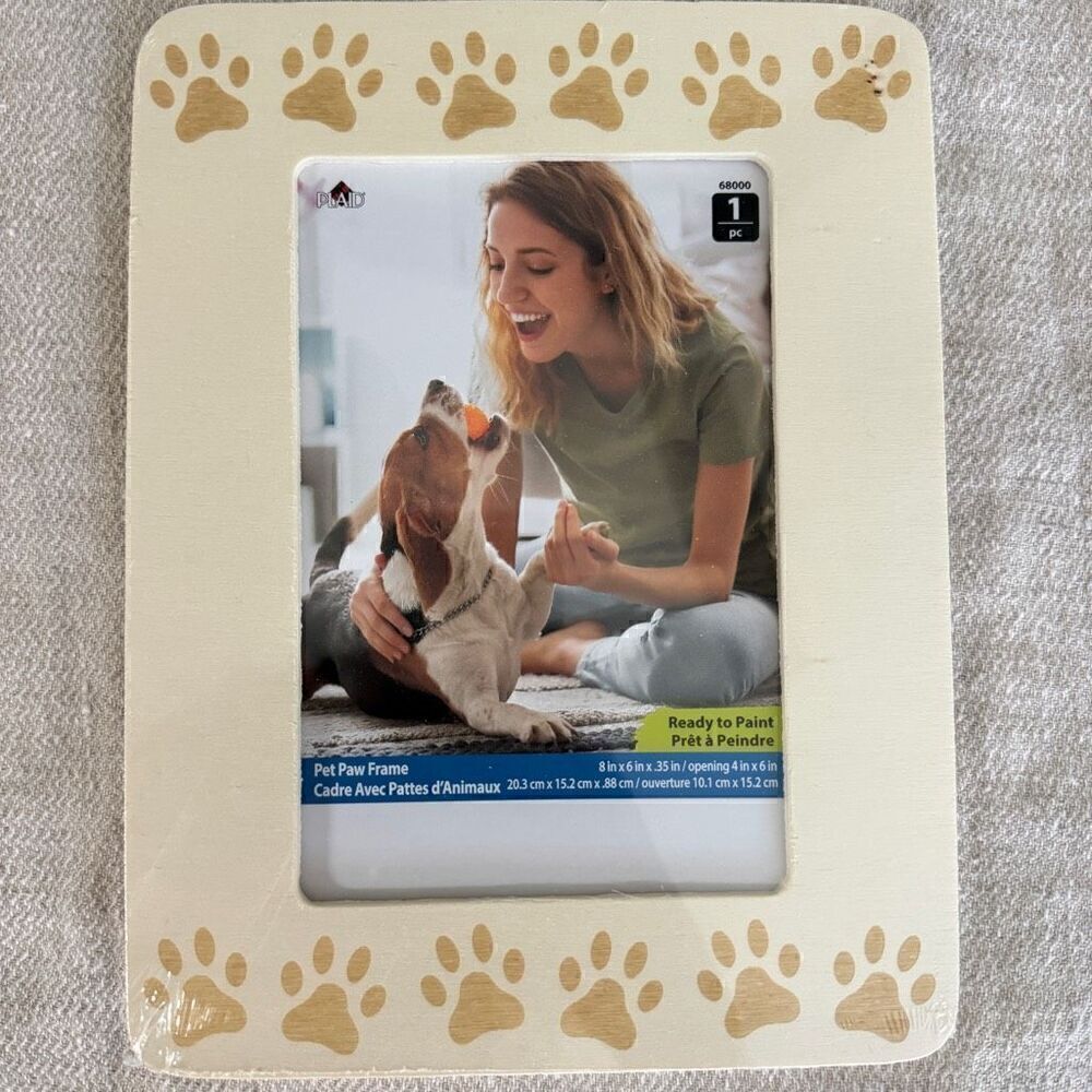 Plaid Wooden Picture Frame with Paws